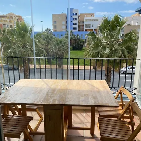Beach Apartment הואלבה