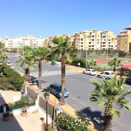 Beach Apartment דירה *